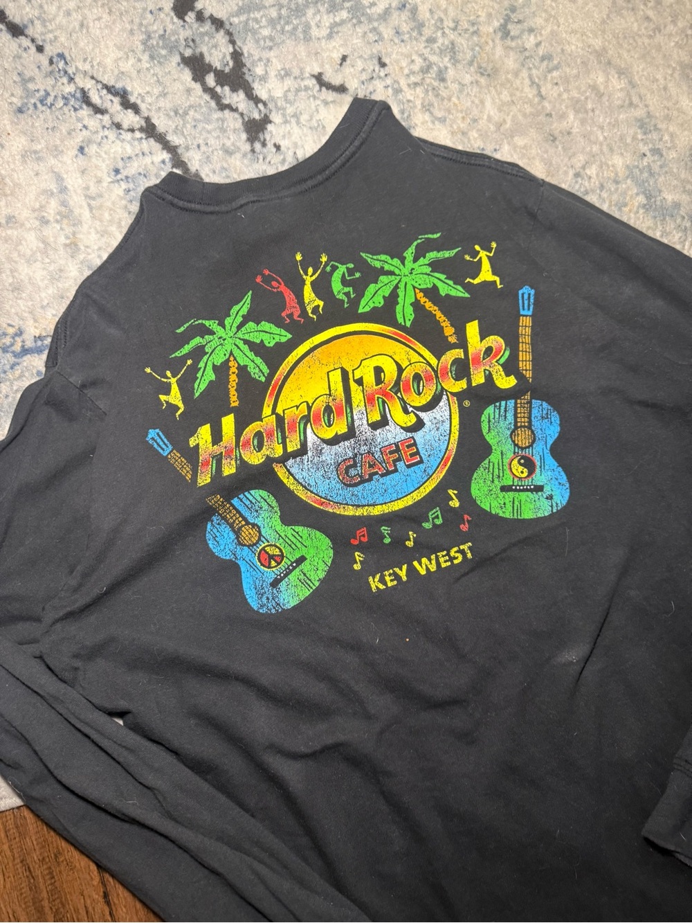 Hard Rock Cafe Key West Long Sleeve Graphic T-Shirt Black – Men’s Large